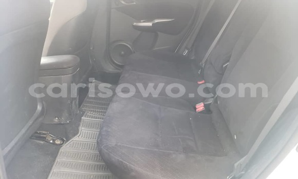 Acheter Occasion Voiture Honda Civic Blanc à Porto Novo, Benin Acheter Occasion Voiture Honda Civic Blanc à Porto Novo, Benin