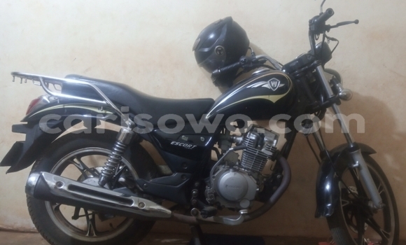 Acheter Occasion Moto Haojue Escorte Noir à Abomey Calavi, Benin Acheter Occasion Moto Haojue Escorte Noir à Abomey Calavi, Benin