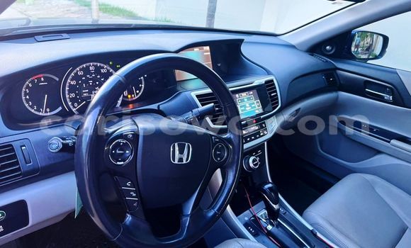 Acheter Occasion Voiture Honda Accord Bleu à Cotonou, Benin Acheter Occasion Voiture Honda Accord Bleu à Cotonou, Benin