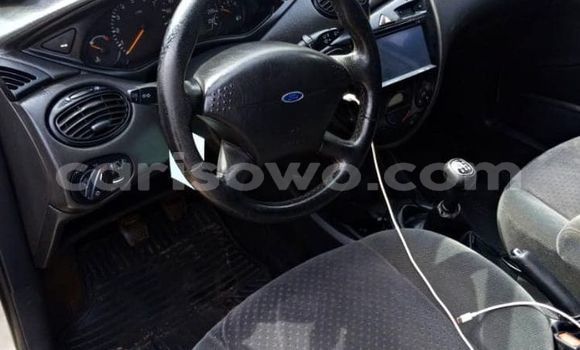 Acheter Occasion Voiture Ford Focus Gris à Cotonou, Benin Acheter Occasion Voiture Ford Focus Gris à Cotonou, Benin
