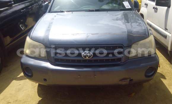 Ra Àlòkù Toyota Highlander Black Ọkọ̀ in Porto Novo ni Benin Ra Àlòkù Toyota Highlander Black Ọkọ̀ in Porto Novo ni Benin