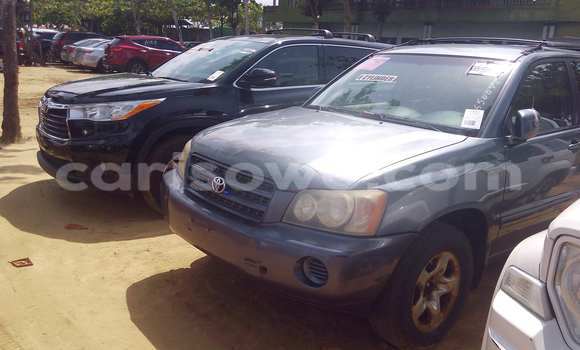 Ra Àlòkù Toyota Highlander Black Ọkọ̀ in Porto Novo ni Benin Ra Àlòkù Toyota Highlander Black Ọkọ̀ in Porto Novo ni Benin