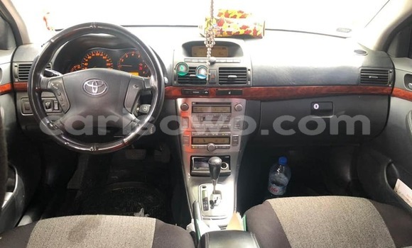 Acheter Occasion Voiture Toyota Avensis Gris à Cotonou, Benin Acheter Occasion Voiture Toyota Avensis Gris à Cotonou, Benin