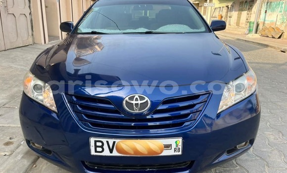 Ra Àlòkù Toyota Camry Blue Ọkọ̀ in Cotonou ni Benin