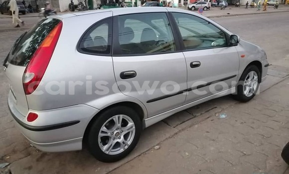 Acheter Occasion Voiture Nissan Almera Gris à Cotonou, Benin