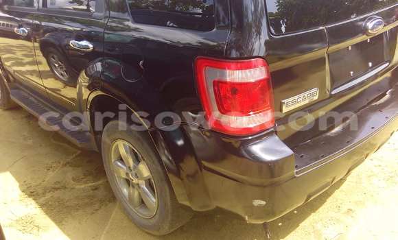 Sayi Na hannu Ford Escape Black Mota in Porto Novo a Benin Sayi Na hannu Ford Escape Black Mota in Porto Novo a Benin