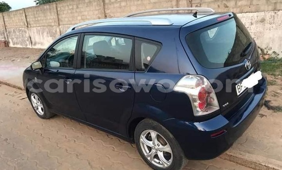 Acheter Occasion Voiture Toyota Corolla Verso Bleu à Cotonou, Benin