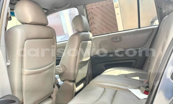 Acheter Occasion Voiture Toyota Highlander Autre à Cotonou, Benin Acheter Occasion Voiture Toyota Highlander Autre à Cotonou, Benin