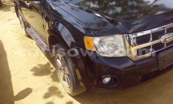 Sayi Na hannu Ford Escape Black Mota in Porto Novo a Benin Sayi Na hannu Ford Escape Black Mota in Porto Novo a Benin