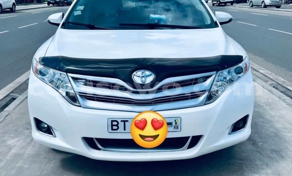 Buy Used Toyota Camry White Car in Cotonou in Benign Buy Used Toyota Camry White Car in Cotonou in Benign