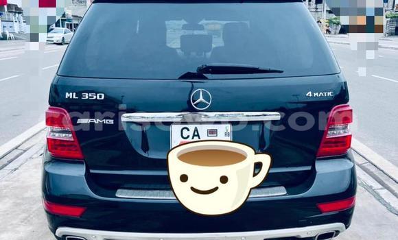 Buy Used Mercedes-Benz ML–Class Black Car in Cotonou in Benign