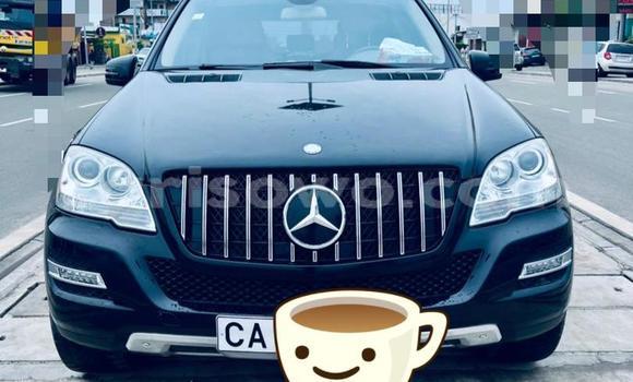 Ra Àlòkù Mercedes-Benz ML–Class Black Ọkọ̀ in Cotonou ni Benin Ra Àlòkù Mercedes-Benz ML–Class Black Ọkọ̀ in Cotonou ni Benin