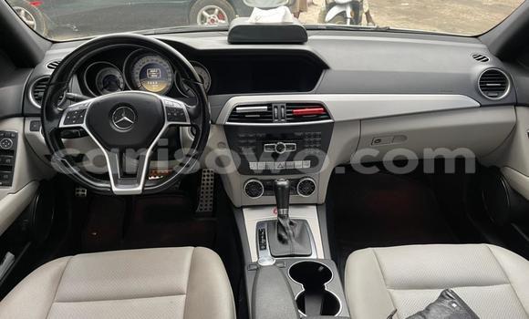 Ra Àlòkù Mercedes-Benz C–Class Silver Ọkọ̀ in Cotonou ni Benin Ra Àlòkù Mercedes-Benz C–Class Silver Ọkọ̀ in Cotonou ni Benin
