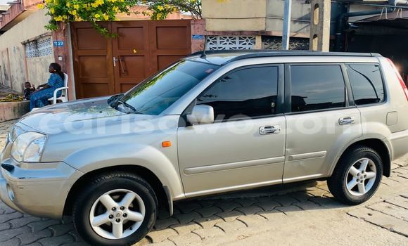 Acheter Occasion Voiture Nissan X–Trail Gris à Cotonou, Benin Acheter Occasion Voiture Nissan X–Trail Gris à Cotonou, Benin