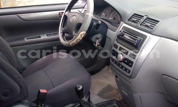 Ra Àlòkù Toyota Avensis Verso Blue Ọkọ̀ in Cotonou ni Benin Ra Àlòkù Toyota Avensis Verso Blue Ọkọ̀ in Cotonou ni Benin