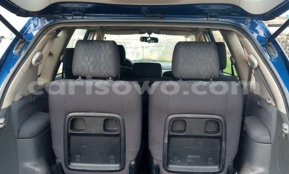 Ra Àlòkù Toyota Avensis Verso Blue Ọkọ̀ in Cotonou ni Benin Ra Àlòkù Toyota Avensis Verso Blue Ọkọ̀ in Cotonou ni Benin