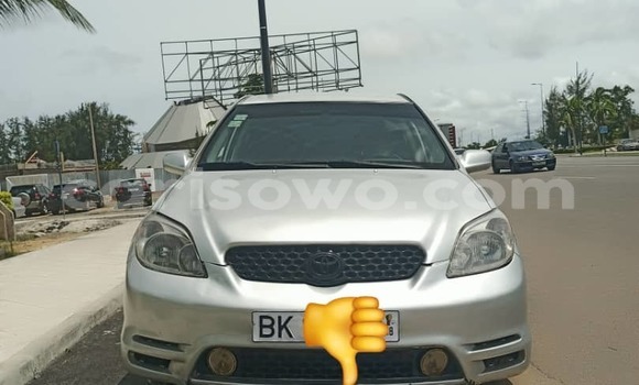Ra Àlòkù Toyota Matrix Silver Ọkọ̀ in Cotonou ni Benin Ra Àlòkù Toyota Matrix Silver Ọkọ̀ in Cotonou ni Benin