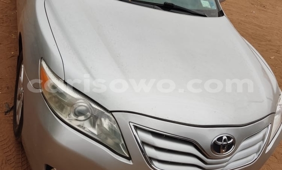 Ra Àlòkù Toyota Camry Silver Ọkọ̀ in Cotonou ni Benin Ra Àlòkù Toyota Camry Silver Ọkọ̀ in Cotonou ni Benin