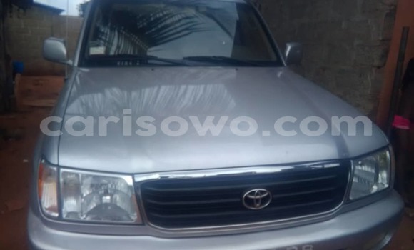 Ra Àlòkù Toyota Land Cruiser Silver Ọkọ̀ in Cotonou ni Benin Ra Àlòkù Toyota Land Cruiser Silver Ọkọ̀ in Cotonou ni Benin