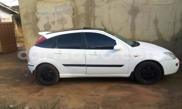 Ra Àlòkù Ford Focus funfun Ọkọ̀ in Cotonou ni Benin Ra Àlòkù Ford Focus funfun Ọkọ̀ in Cotonou ni Benin