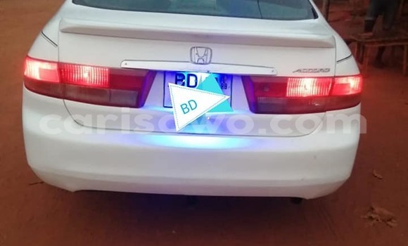 Ra Àlòkù Honda Accord funfun Ọkọ̀ in Cotonou ni Benin Ra Àlòkù Honda Accord funfun Ọkọ̀ in Cotonou ni Benin