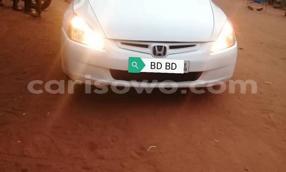 Ra Àlòkù Honda Accord funfun Ọkọ̀ in Cotonou ni Benin Ra Àlòkù Honda Accord funfun Ọkọ̀ in Cotonou ni Benin