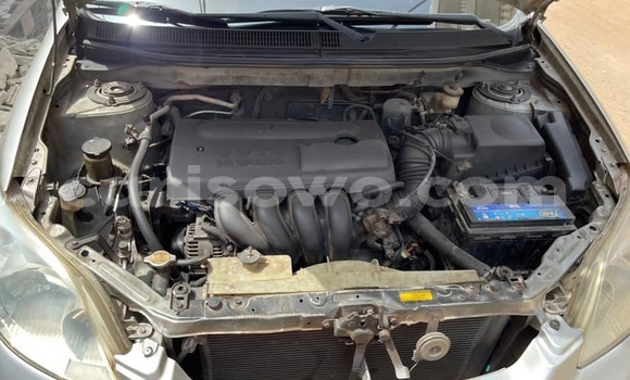 Ra Àlòkù Toyota Matrix funfun Ọkọ̀ in Cotonou ni Benin Ra Àlòkù Toyota Matrix funfun Ọkọ̀ in Cotonou ni Benin