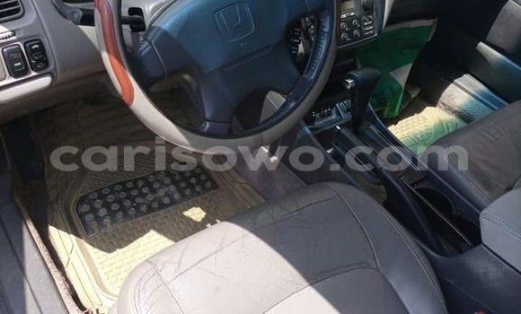 Ra Àlòkù Honda Accord Brown Ọkọ̀ in Cotonou ni Benin Ra Àlòkù Honda Accord Brown Ọkọ̀ in Cotonou ni Benin