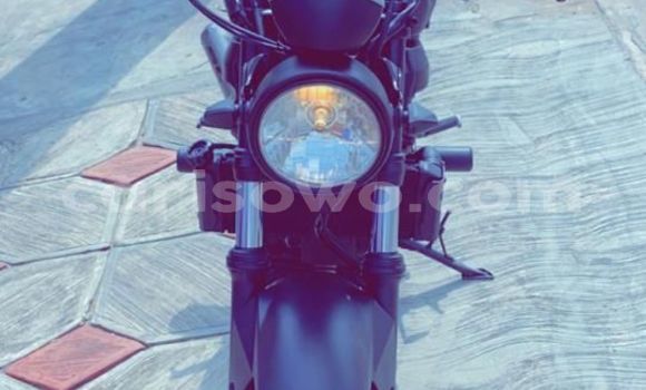 Sayi Na hannu Suzuki Bandit Black Motsi in Cotonou a Benin