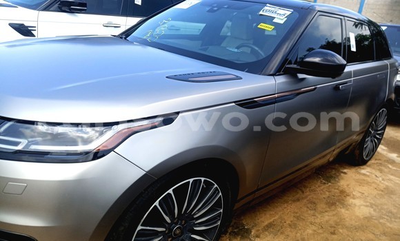 Acheter Occasion Voiture Land Rover Range Rover Velar Gris à Cotonou, Benin Acheter Occasion Voiture Land Rover Range Rover Velar Gris à Cotonou, Benin