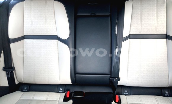 Acheter Occasion Voiture Land Rover Range Rover Velar Gris à Cotonou, Benin Acheter Occasion Voiture Land Rover Range Rover Velar Gris à Cotonou, Benin