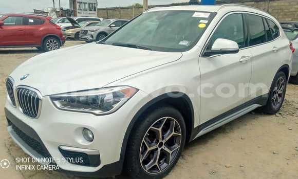 Acheter Neuf Voiture BMW X1 Blanc à Cotonou, Benin Acheter Neuf Voiture BMW X1 Blanc à Cotonou, Benin