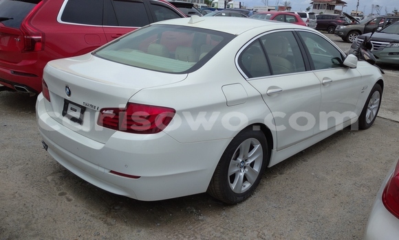 Acheter Occasion Voiture BMW 3–Series Blanc à Porto Novo, Benin Acheter Occasion Voiture BMW 3–Series Blanc à Porto Novo, Benin