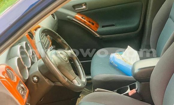 Acheter Occasion Voiture Toyota Matrix Bleu à Cotonou, Benin Acheter Occasion Voiture Toyota Matrix Bleu à Cotonou, Benin