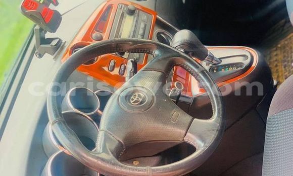 Acheter Occasion Voiture Toyota Matrix Bleu à Cotonou, Benin Acheter Occasion Voiture Toyota Matrix Bleu à Cotonou, Benin