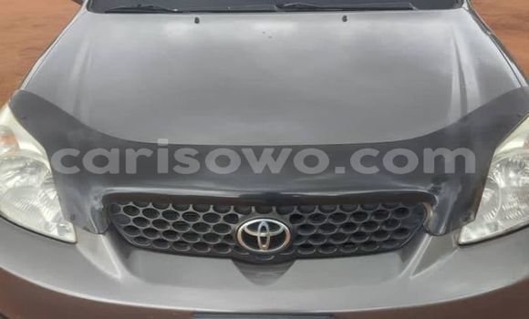 Sayi Na hannu Toyota Matrix Black Mota in Cotonou a Benin