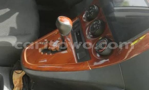 Acheter Occasion Voiture Toyota Matrix Blanc à Cotonou, Benin Acheter Occasion Voiture Toyota Matrix Blanc à Cotonou, Benin