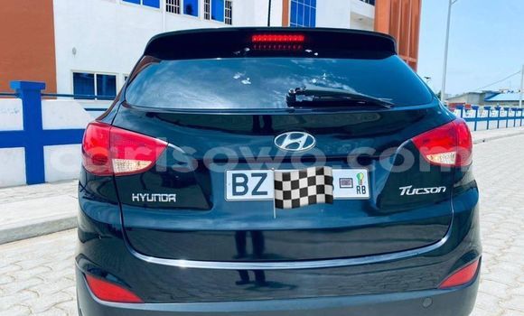 Acheter Occasion Voiture Hyundai Tucson Noir à Cotonou, Benin Acheter Occasion Voiture Hyundai Tucson Noir à Cotonou, Benin