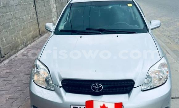 Acheter Occasion Voiture Toyota Matrix Blanc à Cotonou, Benin