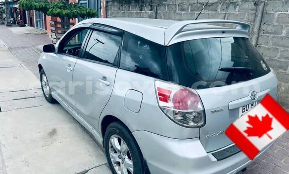 Acheter Occasion Voiture Toyota Matrix Blanc à Cotonou, Benin Acheter Occasion Voiture Toyota Matrix Blanc à Cotonou, Benin