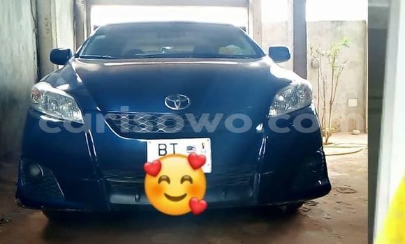 Buy Used Toyota Matrix Blue Car in Cotonou in Benign