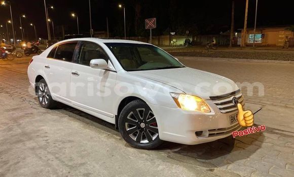 Acheter Occasion Voiture Toyota Allion Blanc à Cotonou, Benin Acheter Occasion Voiture Toyota Allion Blanc à Cotonou, Benin