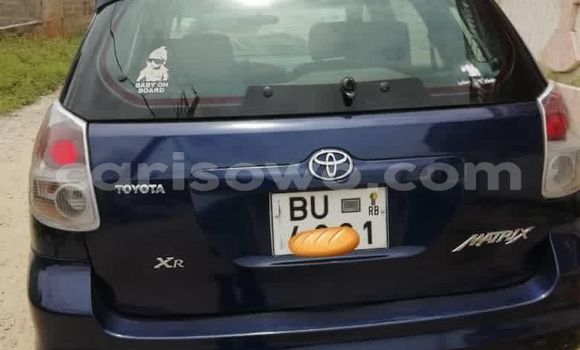 Acheter Occasion Voiture Toyota Matrix Bleu à Cotonou, Benin Acheter Occasion Voiture Toyota Matrix Bleu à Cotonou, Benin