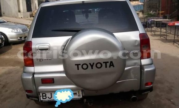 Acheter Occasion Voiture Toyota RAV4 Gris à Cotonou, Benin Acheter Occasion Voiture Toyota RAV4 Gris à Cotonou, Benin