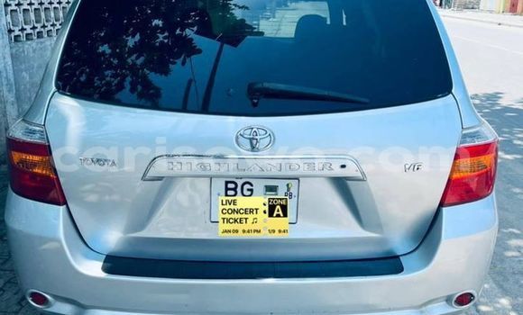 Acheter Occasion Voiture Toyota Highlander Gris à Cotonou, Benin Acheter Occasion Voiture Toyota Highlander Gris à Cotonou, Benin