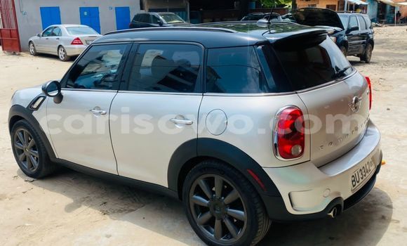 Sayi Na hannu MINI Countryman Azurfa Mota in Cotonou a Benin