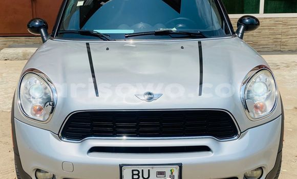 Sayi Na hannu MINI Countryman Azurfa Mota in Cotonou a Benin Sayi Na hannu MINI Countryman Azurfa Mota in Cotonou a Benin