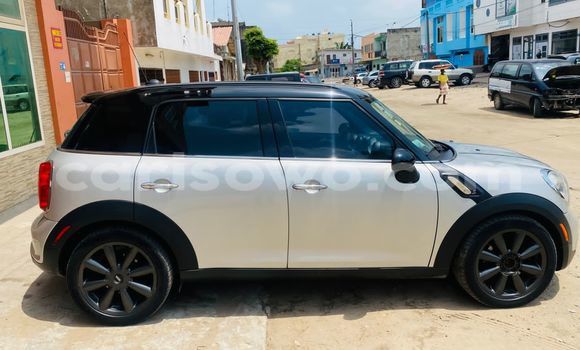 Sayi Na hannu MINI Countryman Azurfa Mota in Cotonou a Benin Sayi Na hannu MINI Countryman Azurfa Mota in Cotonou a Benin