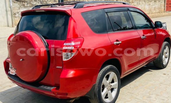Acheter Occasion Voiture Toyota RAV4 Rouge à Cotonou, Benin