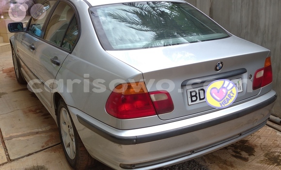 Acheter Occasion Voiture BMW 1-Series Gris à Porto Novo, Benin